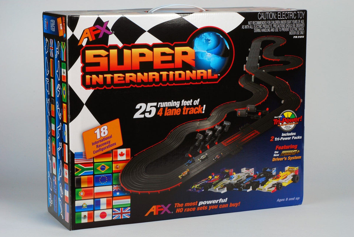 Super International HO Slot Car Set