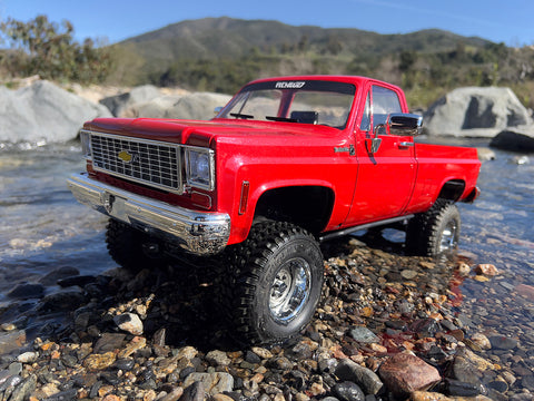 Trail Finder 2 "LWB" RTR with Chevrolet K10 Scottsdale Hard Body Set Red