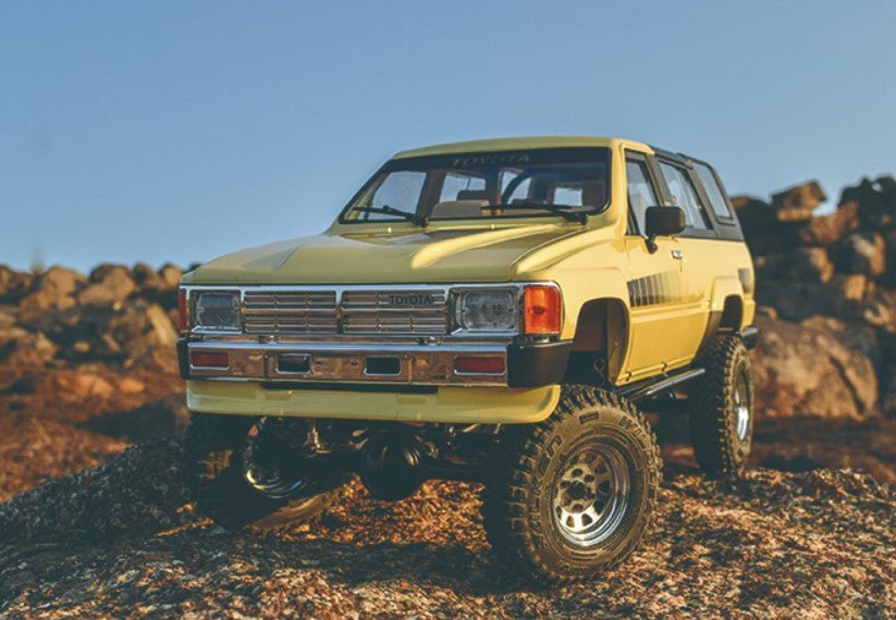 Trail Finder 2 RTR with 1985 Toyota 4Runner Hard Body Set (Limited Edition) - H y p e z RC